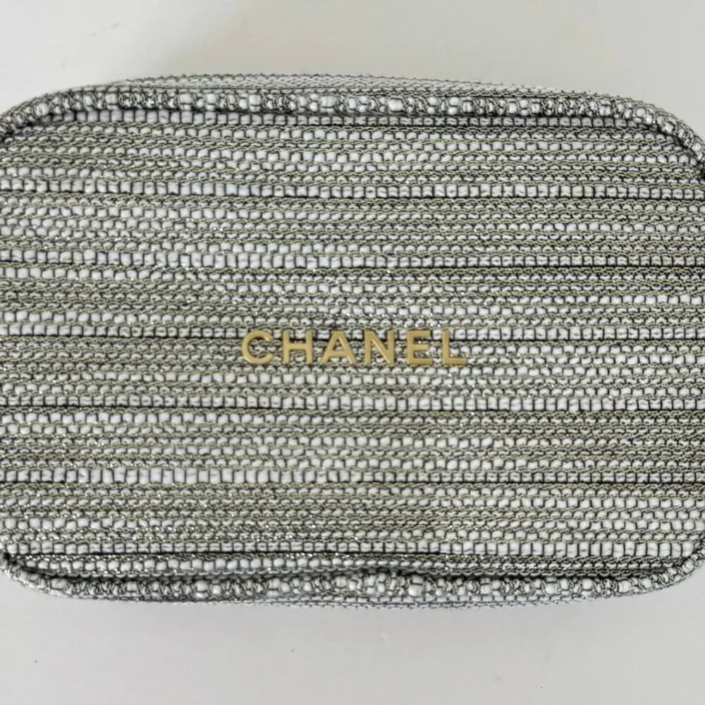 CHANEL textured silver